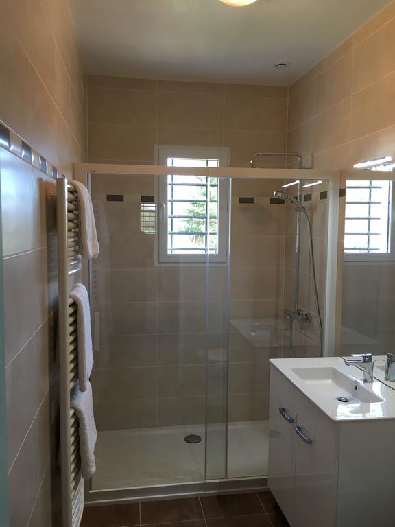 La Garenne Villa Exideuil-sur-Vienne ภายนอก รูปภาพ